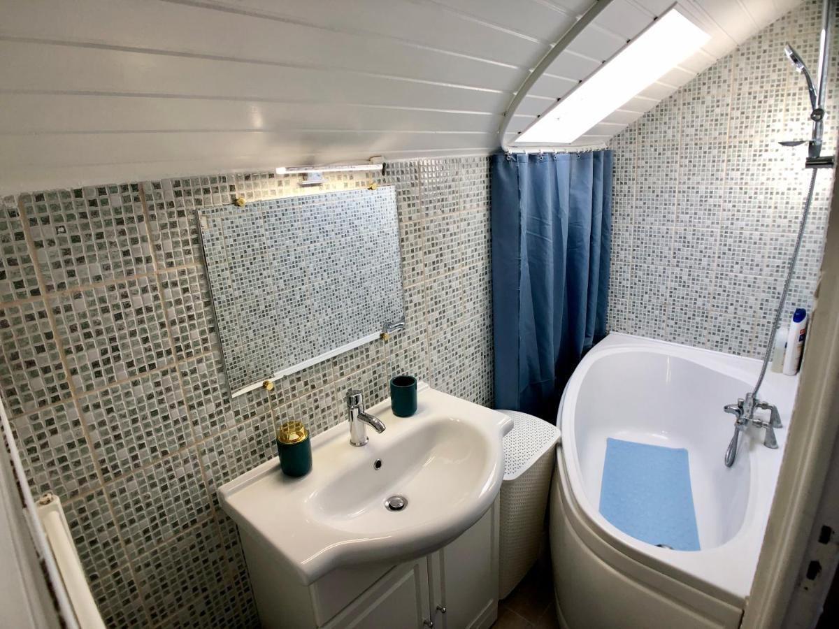 Appart'Hotel Le Strasbourg - Renove, Calme Et Netflix Belfort Bagian luar foto